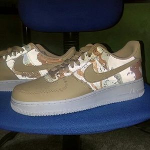 Nike Air Force 1 "Desert Reflective"